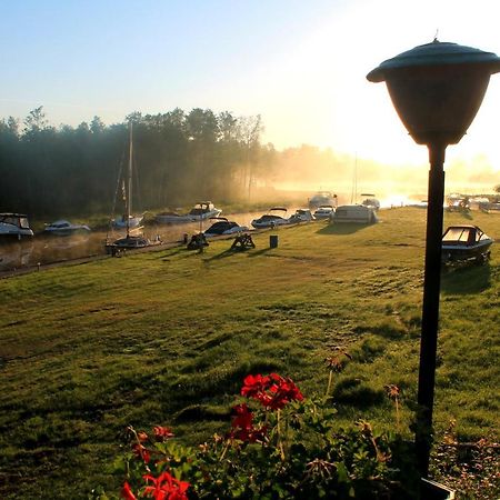 Domki W Porcie Zielony Gaj Mikołajki Buitenkant foto